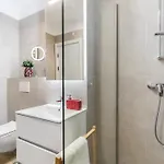 Exotic Sunrise View In Infinity Pool & Apartment Năvodari