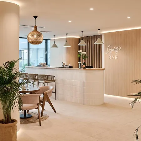 Exotic Sunrise View - Infinity Pool & Năvodari