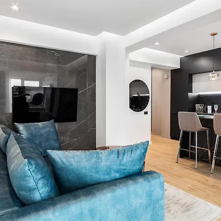 Exotic Sunrise View - Infinity Pool & Apartament Năvodari