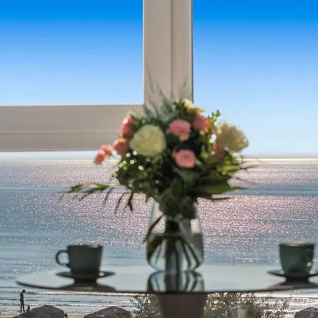 Exotic Sunrise View In Infinity Pool & Appartamento