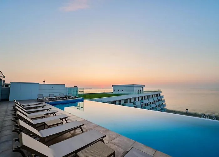 Exotic Sunrise View - Infinity Pool & شقة