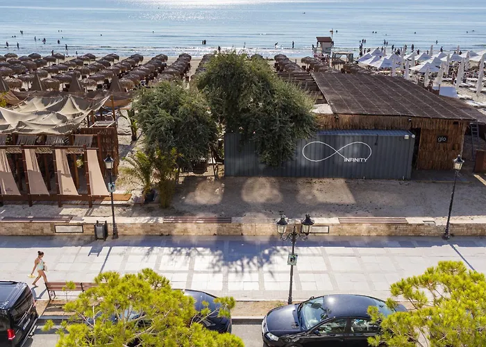 Exotic Sunrise View - Infinity Pool & アパート *