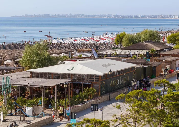 Exotic Sunrise View - Infinity Pool & ナボダリ